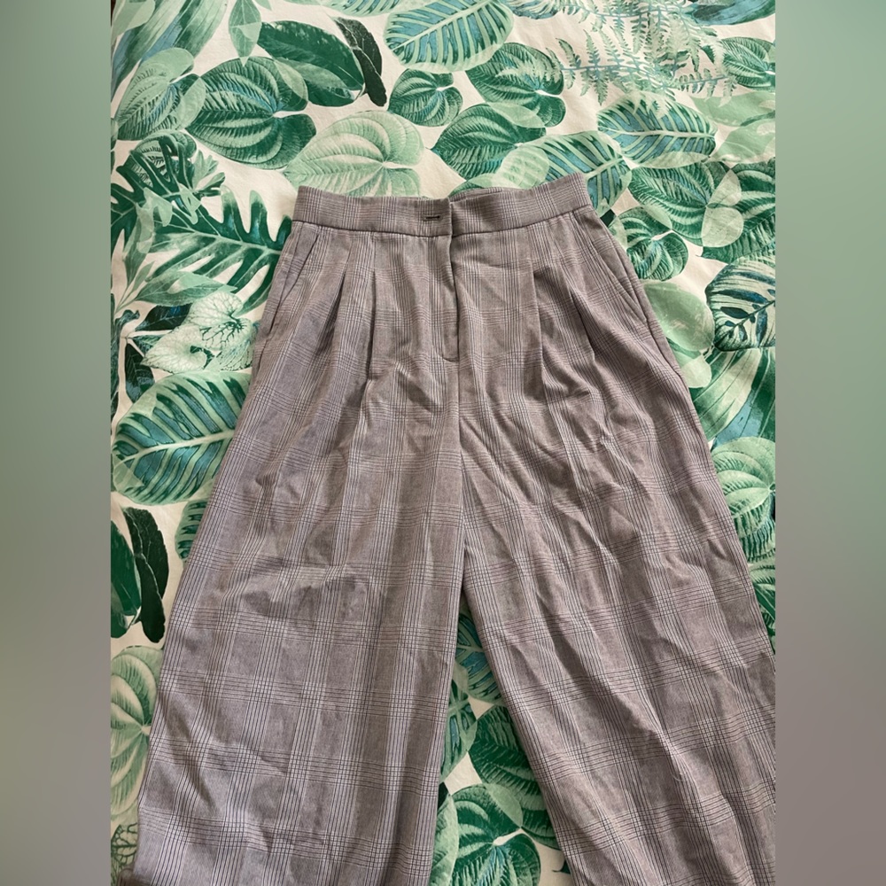 Aritzia Sunday Best plaid Pants size 4